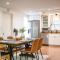 CLOSE to Disney Chic Entertainer with Arcade - Fullerton
