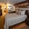Alpenglow Three Bedroom Two Bath XL – A17 - 乌雷