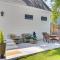about 1 Mi to Dtwn Wilmington Home with Patio! - ويلمنجتون