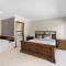 Aurora Cottages - Bellfield