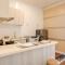 Paragon Suites Studios with Private Jacuzzi near CIQ RTS - 新山