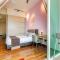 Paragon Suites Studios with Private Jacuzzi near CIQ RTS - 新山