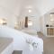 Commercio Suites Santorini - Emporio
