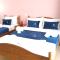 Friends House - Borsh Hotel