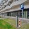 Modern Studio Słonimskiego with Balcony by Noclegi Renters - 弗罗茨瓦夫