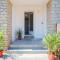 -LE SENTIER- Elegant T3 avec jardin proche mer