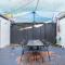 Private and Spacious 4BR Home with Parkview 5mins to Mall