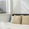 Private and Spacious 4BR Home with Parkview 5mins to Mall - Doolandella