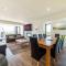 Gardd Y Llys Luxurious Family Retreat with amazing views - Llandrillo-yn-Rhôs