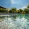 Villa avec Piscine Parentis en Born 13 personnes