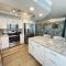 1003 Brighton, fully remodeled and access to resort amenities condo - ميرتل بيتش