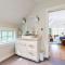 Coveside Carriage House