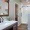 NEW! Yosemite Mountain villa, stunning views -more