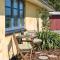 2 Bedroom Nice Home In Harpelunde - Harpelunde