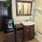 Walkable Uptown area, King Suite, Quiet and Private - Charlotte