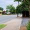 Walkable Uptown area, King Suite, Quiet and Private - Charlotte