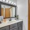 Alden Home with Fire Pit Steps to Torch Lake! - ألدين