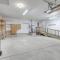 Alden Home with Fire Pit Steps to Torch Lake! - ألدين