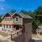 Lap of Luxury by Eden Crest - غاتلينبرغ