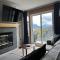 W400 Mountain Surround Top Floor Canmore Vacation