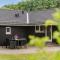 4 Bedroom Cozy Home In Ansager