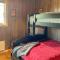 Awesome Home In Østby With Jacuzzi - 厄斯特比