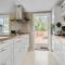 3 Bedroom Nice Home In Store Fuglede