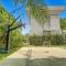Modern Luxurious Beach Retreat-5 Br with/pool - هوليوود