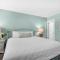 Beach House 204A