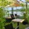 B&B Botel Charlie
