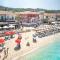 Summer Beach Hotel