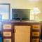 Maple Leaf Inn & Suites