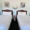 Ragged Edge Resort & Marina - Islamorada