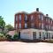 Redlands Hotel