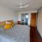 Brisbane 1960s Pool House - hosted bed and breakfast