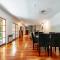 Stunning OASIS house, garden pool BEST AREA 600m2