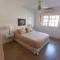 Stunning OASIS house, garden pool BEST AREA 600m2