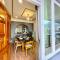 Yepplo Service Apartments - DARJEELING - 4BHK with Private Kitchen - 24hrs Caretaker & Power Backup
