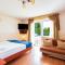 VILLA DORA - CENTRUM, PODGRZEWANY BASEN 5m x 10m, Plac zabaw, Parking