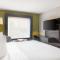 Holiday Inn Express & Suites Spring Hill by IHG