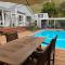 Superb studio retreat with Spa, Pool & BBQ access - 旺格努伊