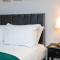 Modern Apartment Spacious Double Bed Off Road Parking Suite 8 - Nottingham