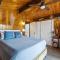 Cozy Cabin near Resorts and The Village +Mtn views
