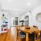Kareela Cottage - A Charming Country Getaway