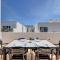 Chic Penthouse Steps from the Promenade