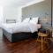 Bateau Libre Hotel