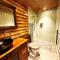 Squirrel Hideaway with Hot Tub in Formby, Liverpool - 弗姆比