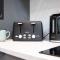 Spacious Nottingham Home with Garden Sleeps 9 - 诺丁汉
