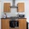 Perfect 2 Br Home Stay, 10 Mins Walk From The City - 南希尔兹