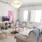 Big and cozy apartment with a big terrace in the center of the old town Marbella